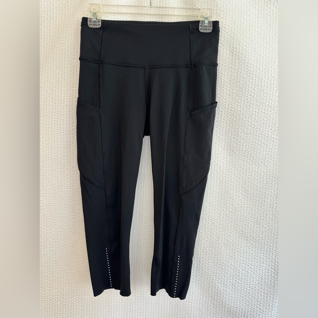 Lululemon Fast & Free Black Crop High Rise Leggings Size: 6
